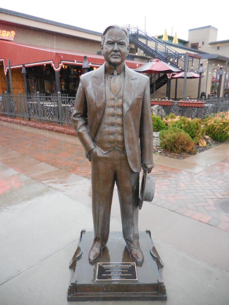 Herbert Hoover statue in Rapid City, South Dakota