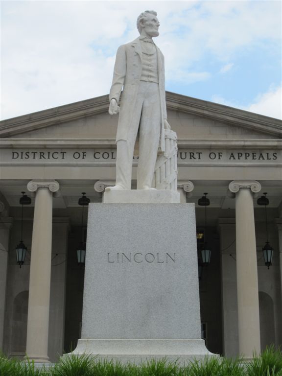 Lincoln Statue at the Nebraska State Capitol