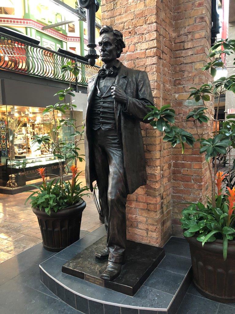 Statue of Abraham Lincoln in Salt Lake City