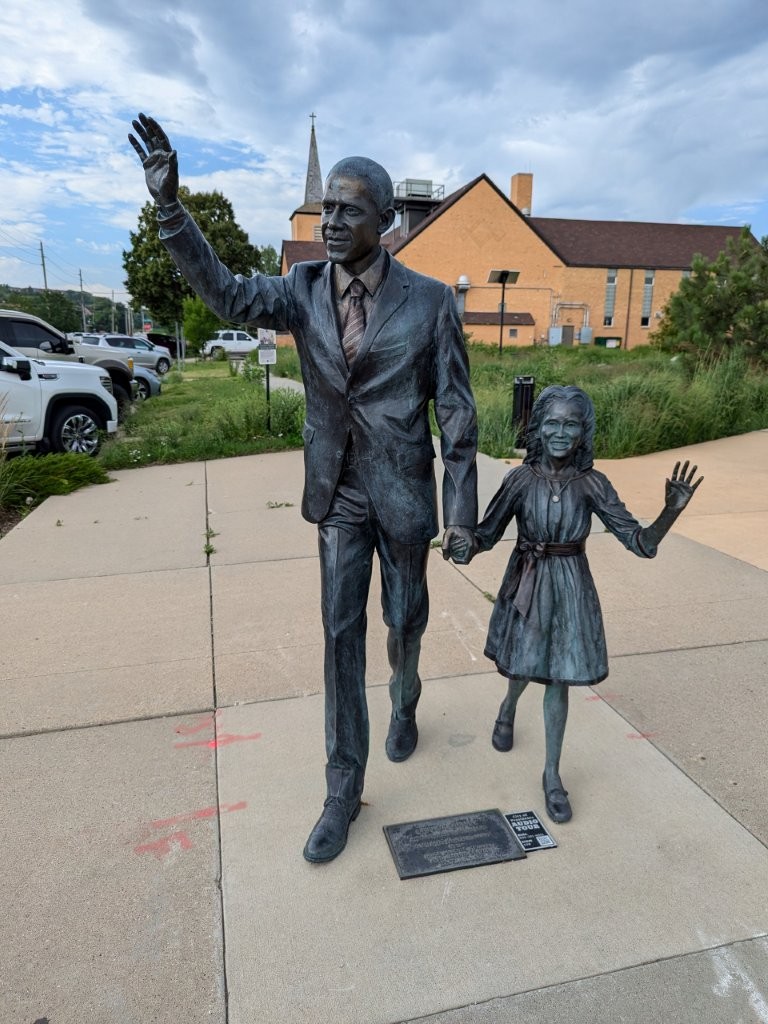 Barack Obama statue - click for larger image Barack Obama statue in Rapid City, South Dakota