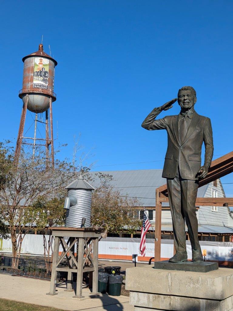 Ronald Reagan statue in Covington, Louisiana