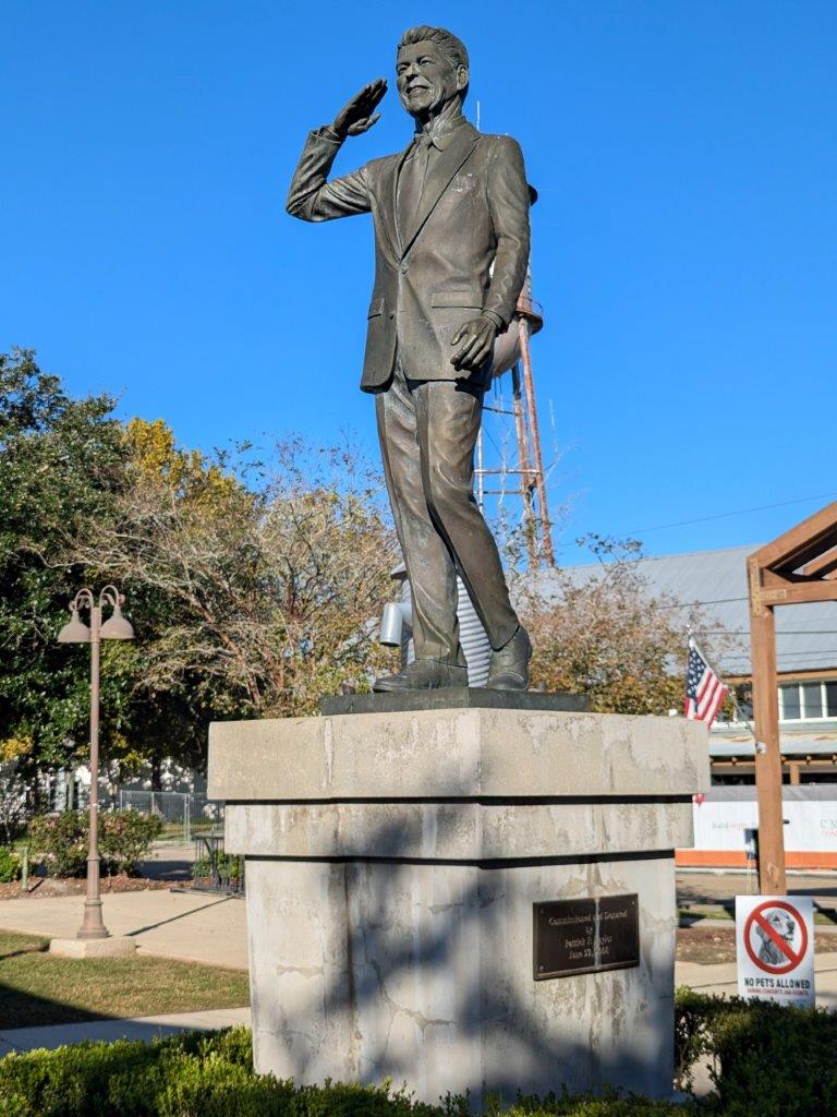 Ronald Reagan statue in Covington, Louisiana