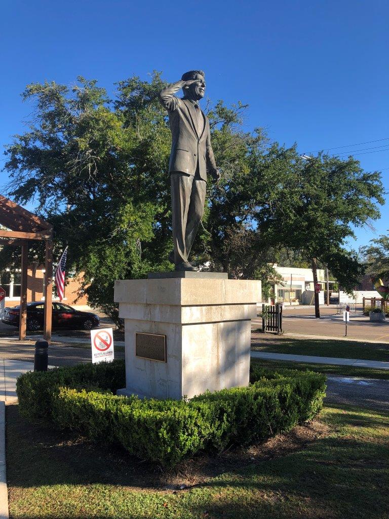 Ronald Reagan statue in Covington, Louisiana