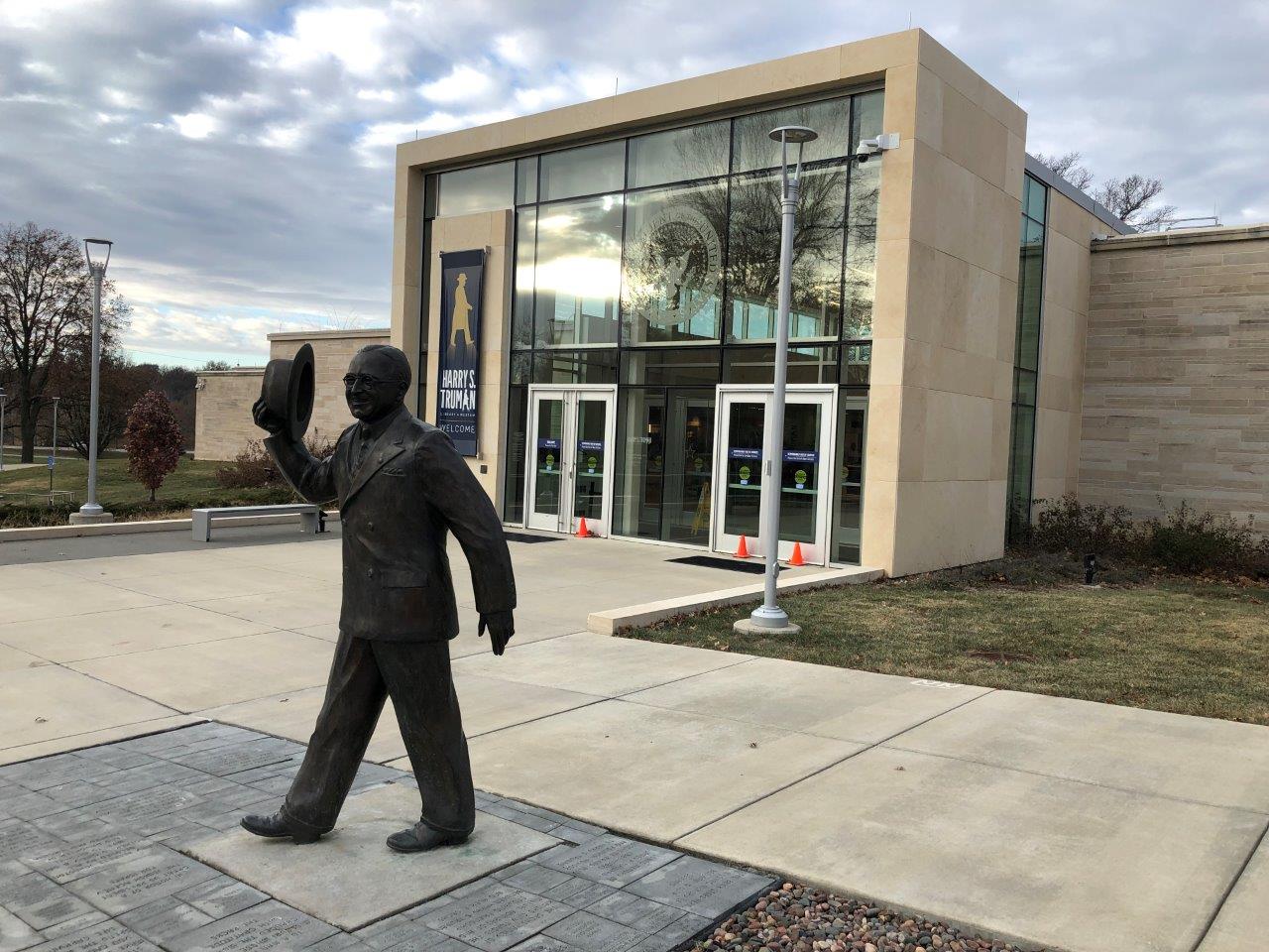 Harry Truman statue at the Truman Library in Independence, MO