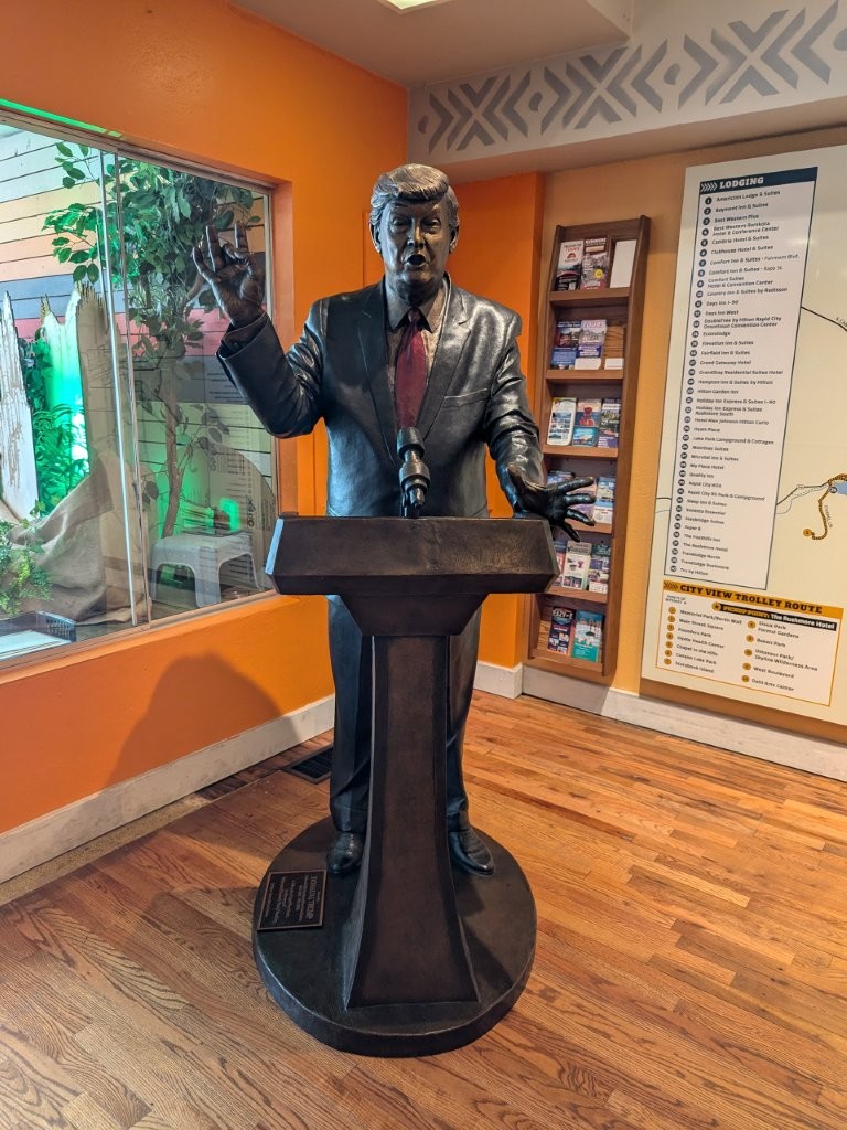 Donald Trump statue - click for larger image Donald Trump statue in Rapid City, South Dakota